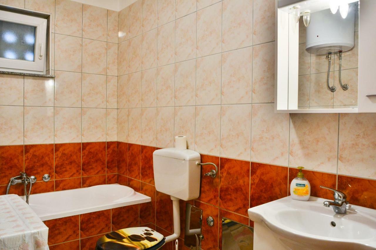 Apartment Petra Senj  Bagian luar foto