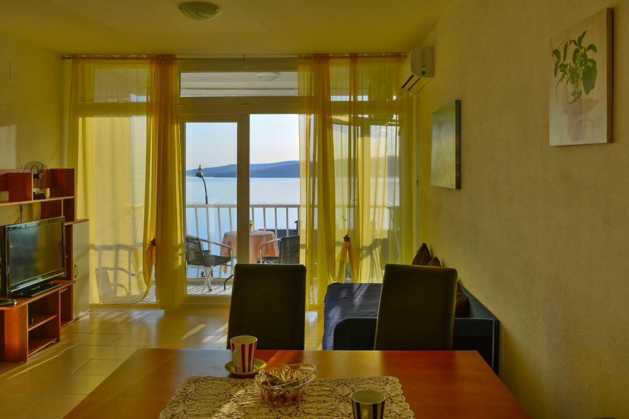 Apartment Petra Senj  Bagian luar foto